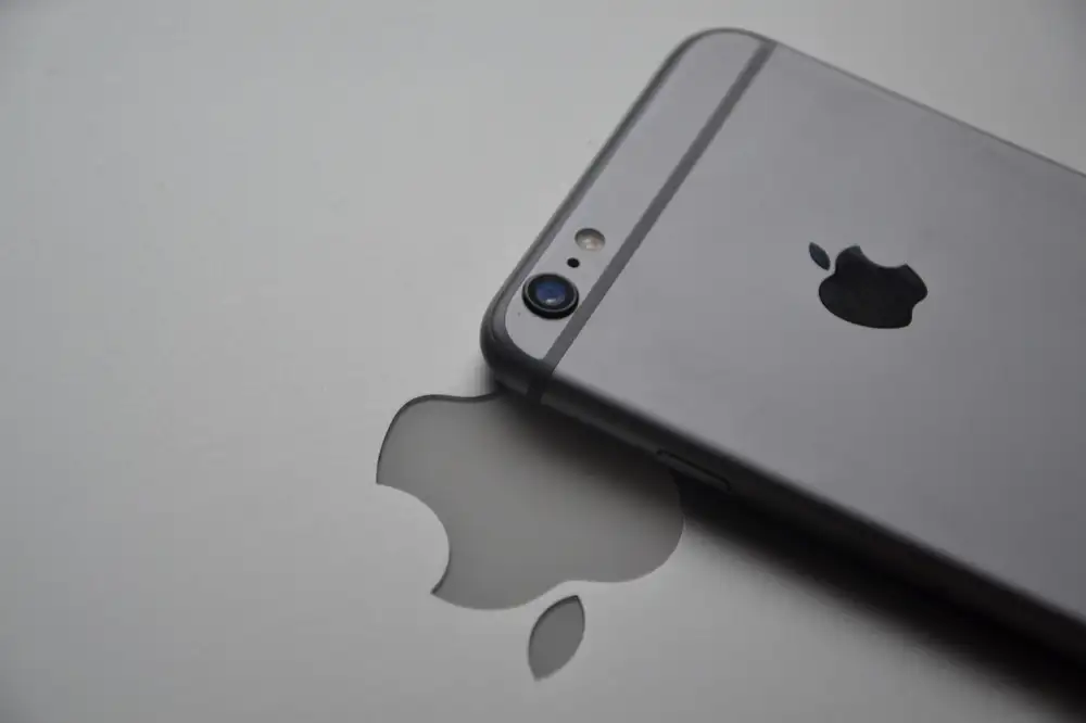 Nabíječka Iphone